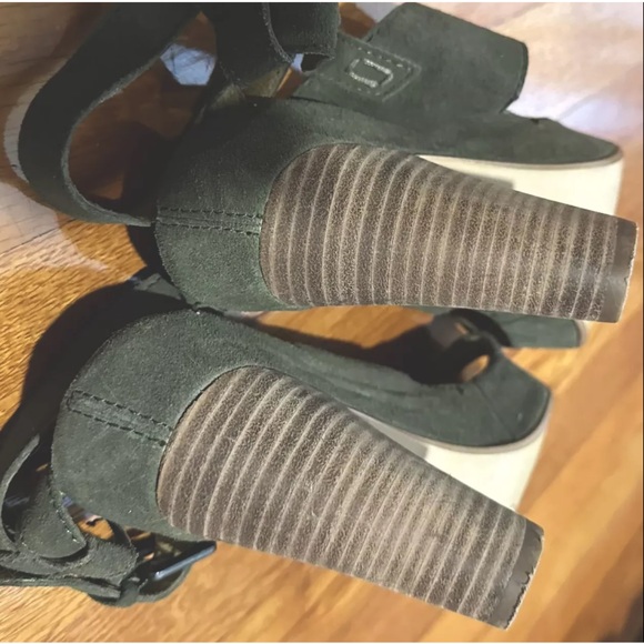 APEPAZZA Platform Sandals. Stacked Heel. Earthy Green Suede. - Picture 6 of 8